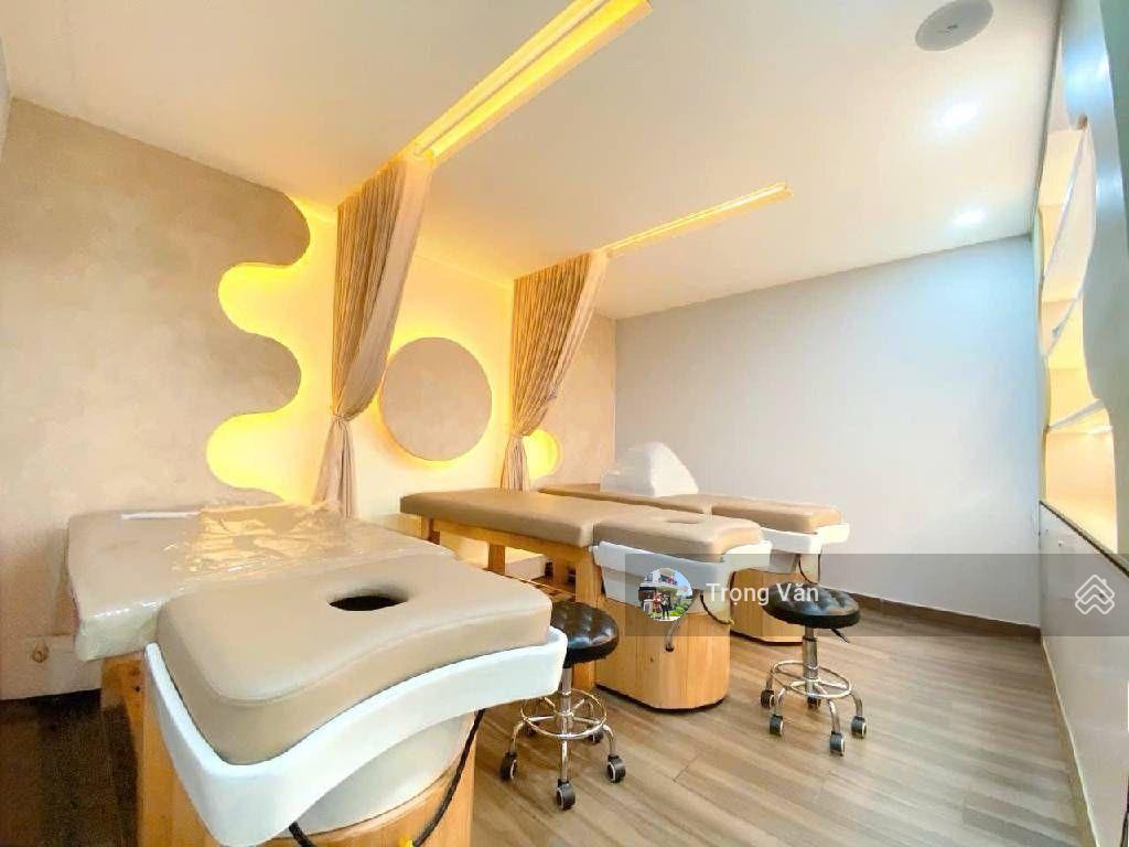 Mặt tiền lý thường kiệt (30m)  nhà 6 tầng 360m² sàn hc đủ. giá 32,5 tỷ