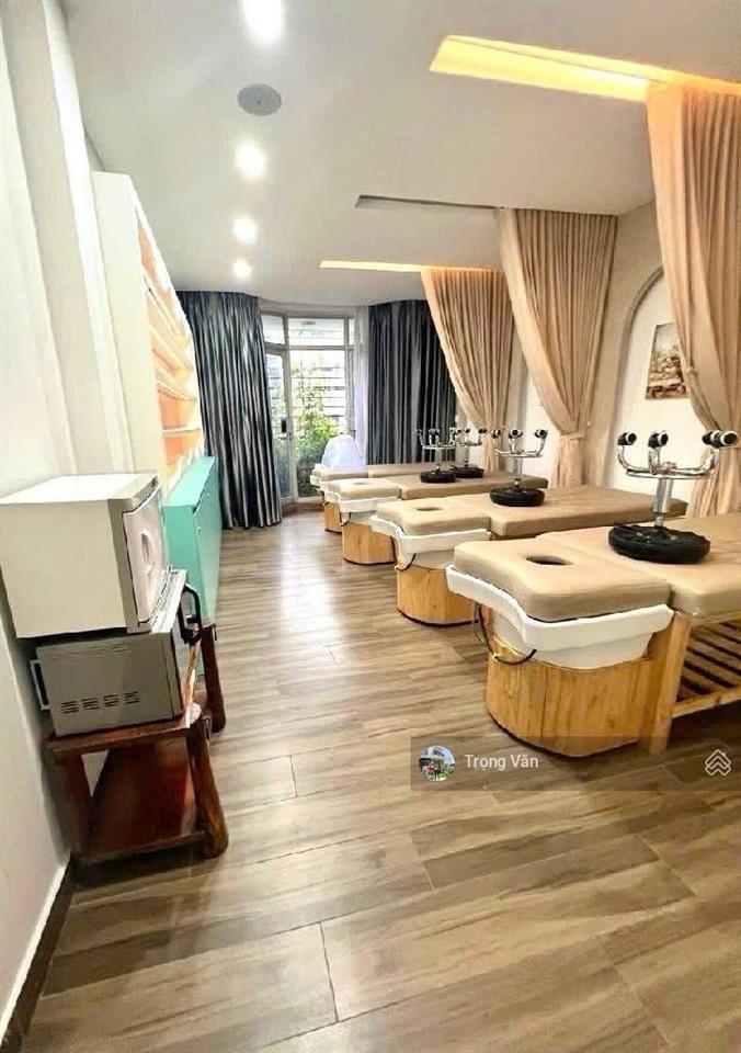 Mặt tiền lý thường kiệt (30m)  nhà 6 tầng 360m² sàn hc đủ. giá 32,5 tỷ