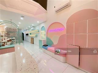 Mặt tiền lý thường kiệt (30m)  nhà 6 tầng 360m² sàn hc đủ. giá 32,5 tỷ