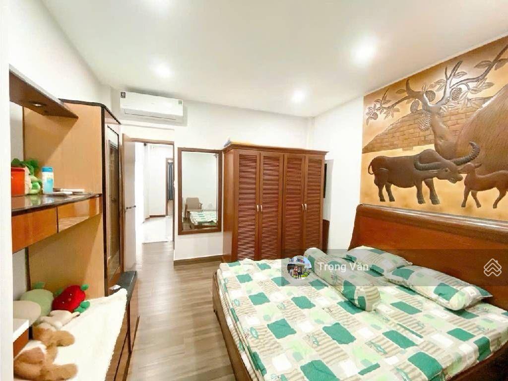 Mặt tiền lý thường kiệt (30m)  nhà 6 tầng 360m² sàn hc đủ. giá 32,5 tỷ