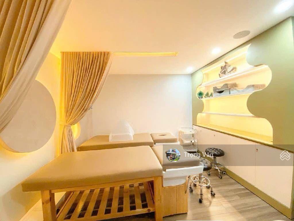 Mặt tiền lý thường kiệt (30m)  nhà 6 tầng 360m² sàn hc đủ. giá 32,5 tỷ