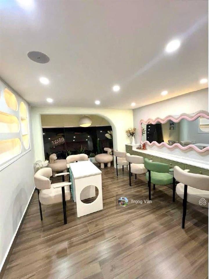 Mặt tiền lý thường kiệt (30m)  nhà 6 tầng 360m² sàn hc đủ. giá 32,5 tỷ
