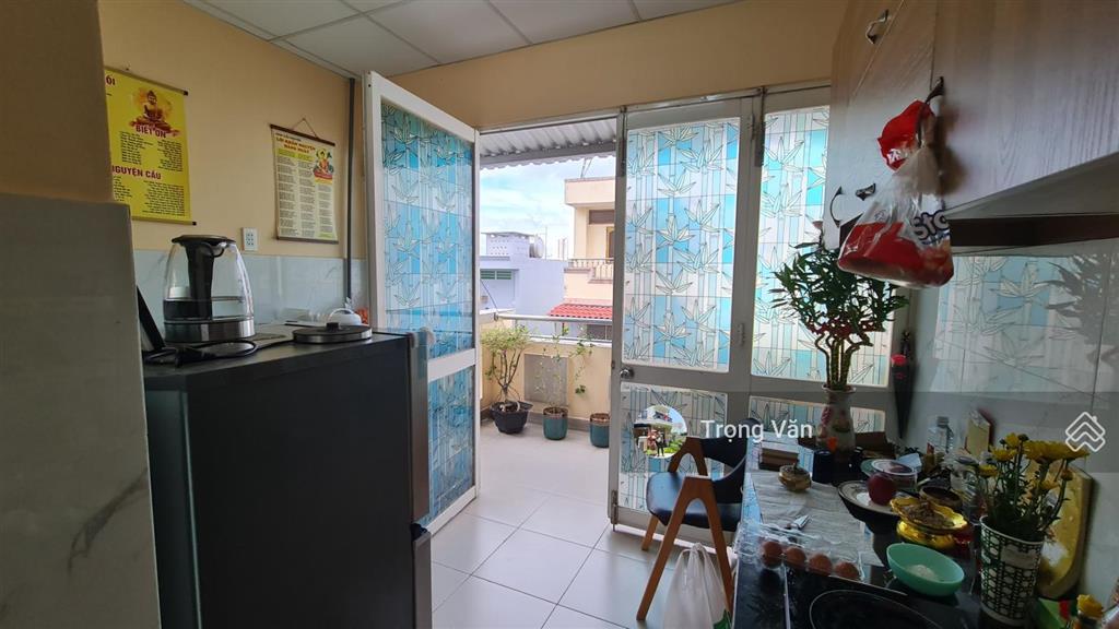 Chdv sát quận 1  sổ 63,1m2  dòng tiền 25 triệu/tháng. giá 7,7 tỷ