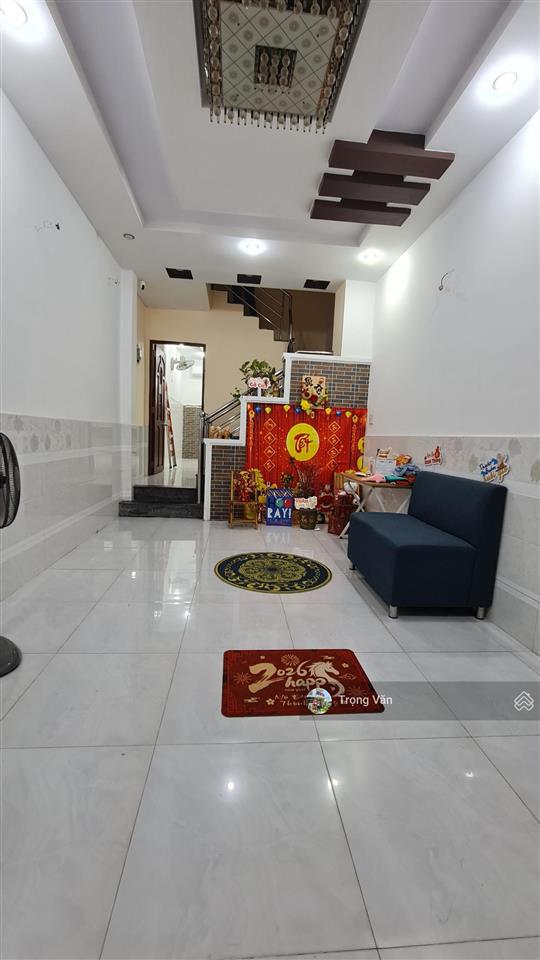 Chdv sát quận 1  sổ 63,1m2  dòng tiền 25 triệu/tháng. giá 7,7 tỷ
