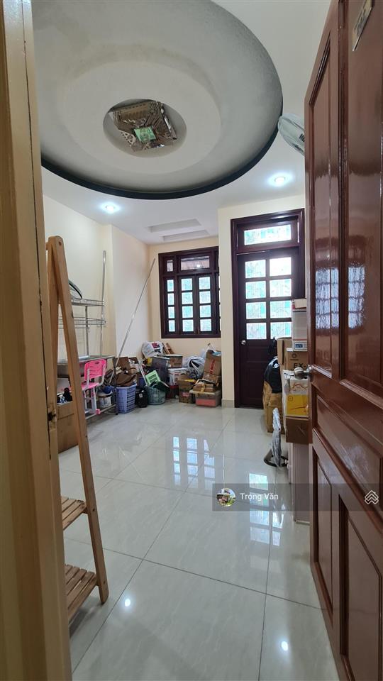 Chdv sát quận 1  sổ 63,1m2  dòng tiền 25 triệu/tháng. giá 7,7 tỷ