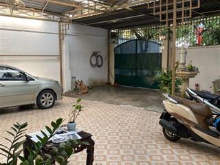 Sau lưng căn mt nơ trang long  xe hơi né nhau  sổ 216m² (8,8 x 27). chỉ 31 tỷ