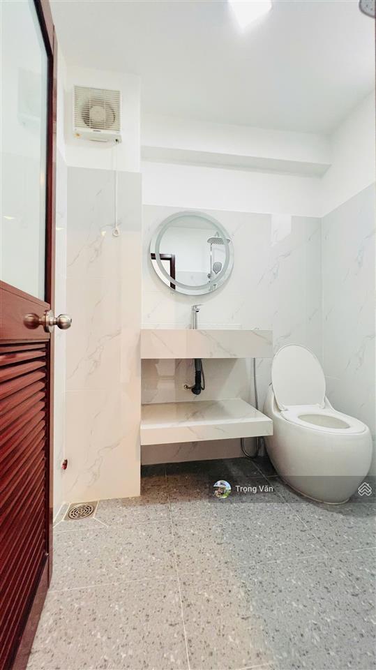 Hẻm xe hơi đỗ cửa tô hiến thành  nhà 4 tầng 6pn 4wc  sổ 56,6m2. chỉ 14,9 tỷ