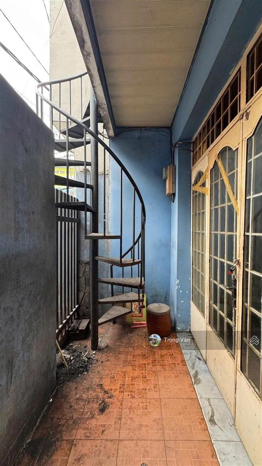 Hẻm xe hơi 4,8m hòa hưng  sổ 42,9m² đất dân cư  nhà cũ 3 tầng btct. giá tốt 7,9 tỷ