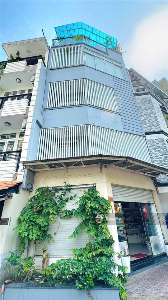 Mặt tiền bờ kè trường sa  ngang 5,3m  nhà 5 tầng 4pn 4wc. chỉ 15 tỷ
