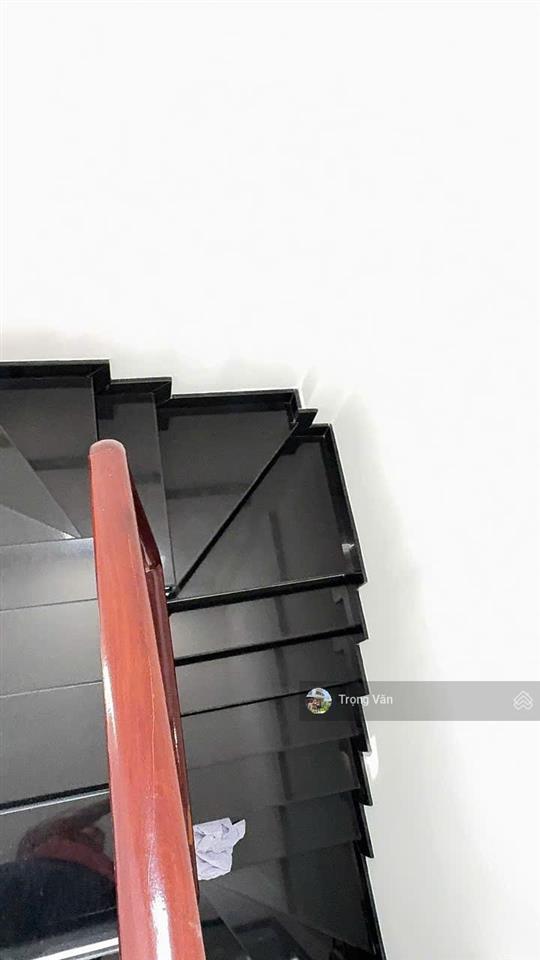 Mặt tiền bờ kè trường sa  ngang 5,3m  nhà 5 tầng 4pn 4wc. chỉ 15 tỷ