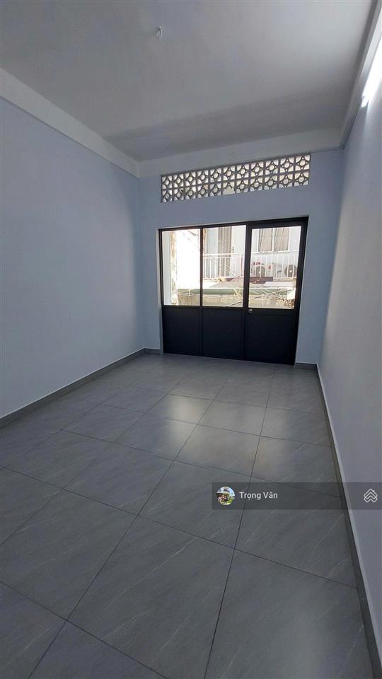 Giá tốt 10,9 tỷ  sổ 61,79m²  sát mặt tiền đinh tiên hoàng  hẻm thoáng gần 4m