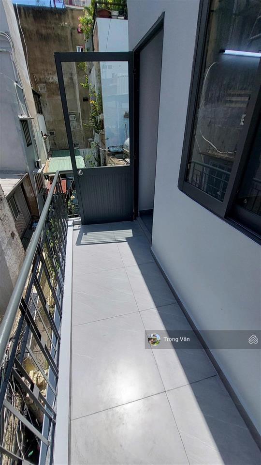 Giá tốt 10,9 tỷ  sổ 61,79m²  sát mặt tiền đinh tiên hoàng  hẻm thoáng gần 4m