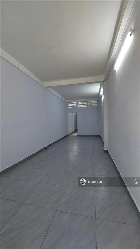 Giá tốt 10,9 tỷ  sổ 61,79m²  sát mặt tiền đinh tiên hoàng  hẻm thoáng gần 4m