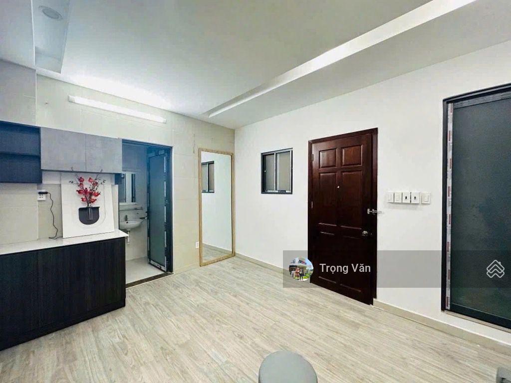 Căn góc 2 mặt tiền đường 10m khu bàu cát. chỉ 16,9 tỷ  dòng tiền 9p + 1 mặt bằng