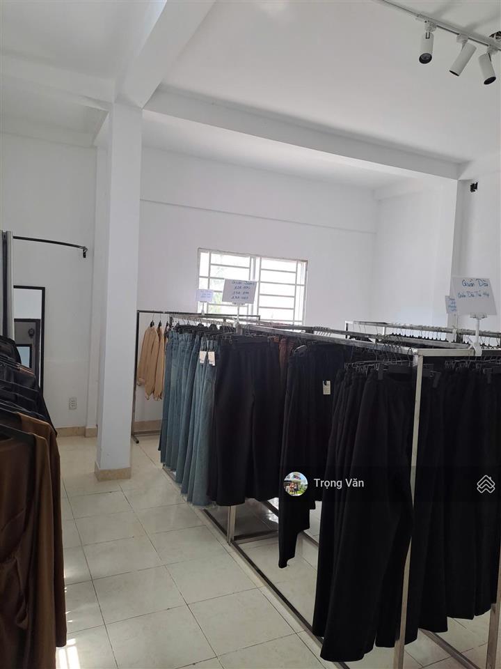 Căn góc 2 mặt tiền hồng hà  sổ 110,2m² (5,25 x 21). chỉ 24,9 tỷ