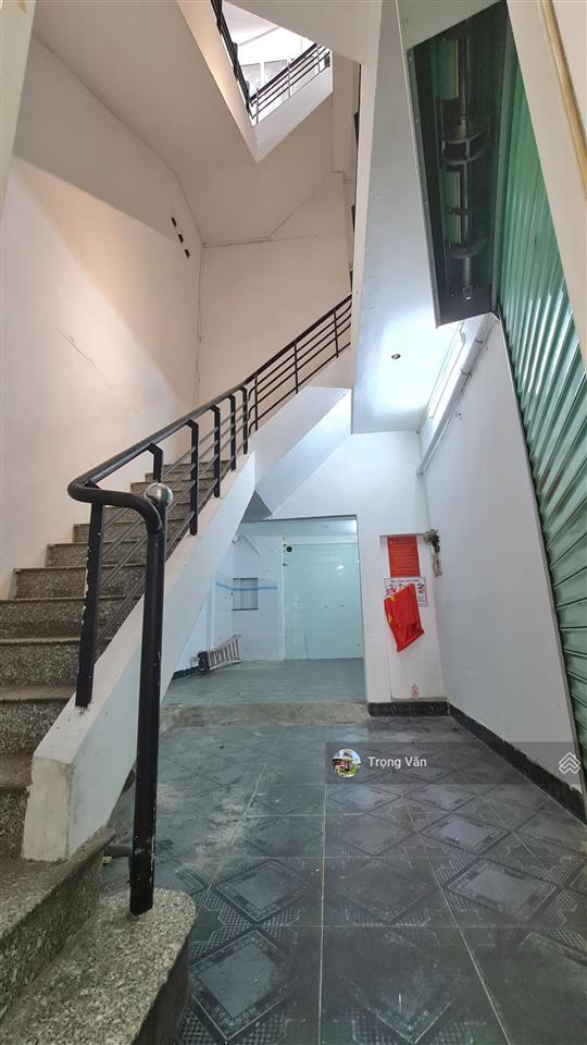 Mặt tiền lê văn sỹ (30m)  nhà 4 tầng btct  sổ 97,1m² (4,01 x 22,21m). chỉ 28,8 tỷ