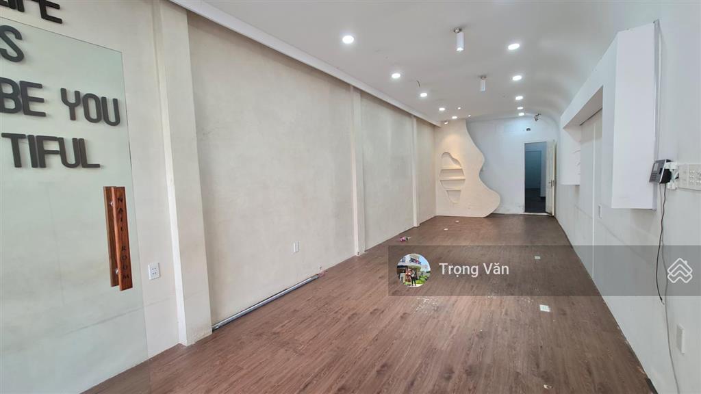 Mặt tiền lê văn sỹ (30m)  nhà 4 tầng btct  sổ 97,1m² (4,01 x 22,21m). chỉ 28,8 tỷ