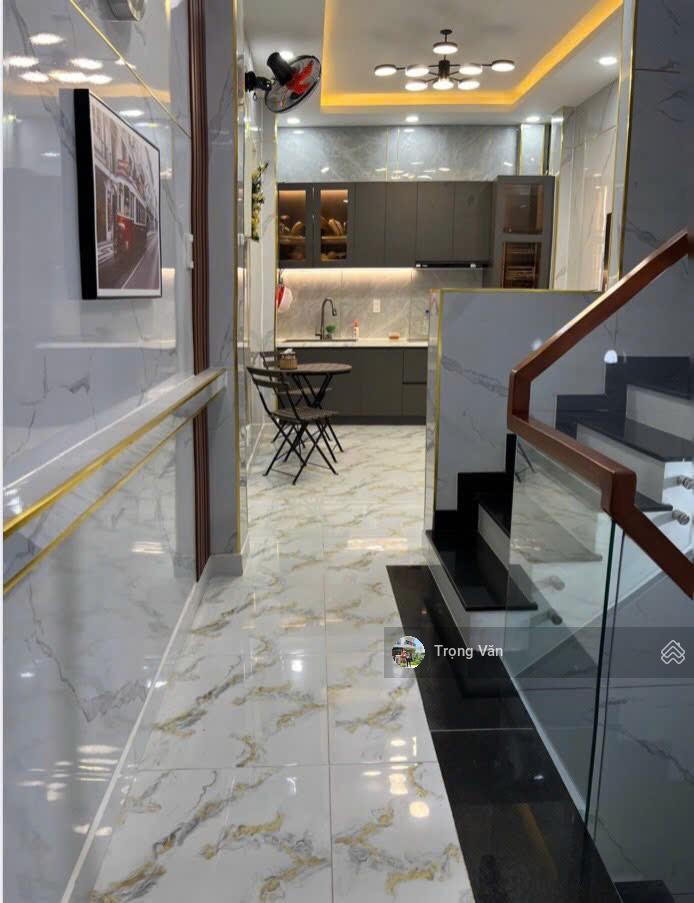 Mặt tiền view sông tôn thất thuyết  62m²  nhà mới 4 tầng hc đủ. chỉ 13 tỷ
