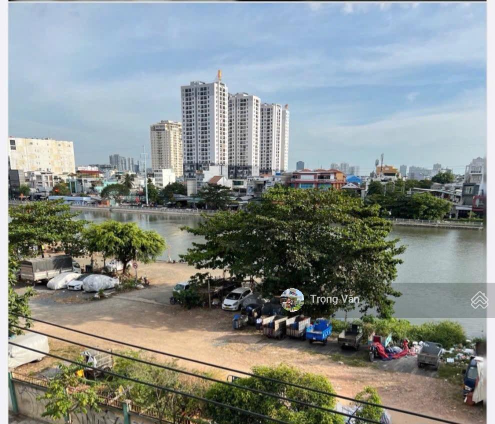 Mặt tiền view sông tôn thất thuyết  62m²  nhà mới 4 tầng hc đủ. chỉ 13 tỷ