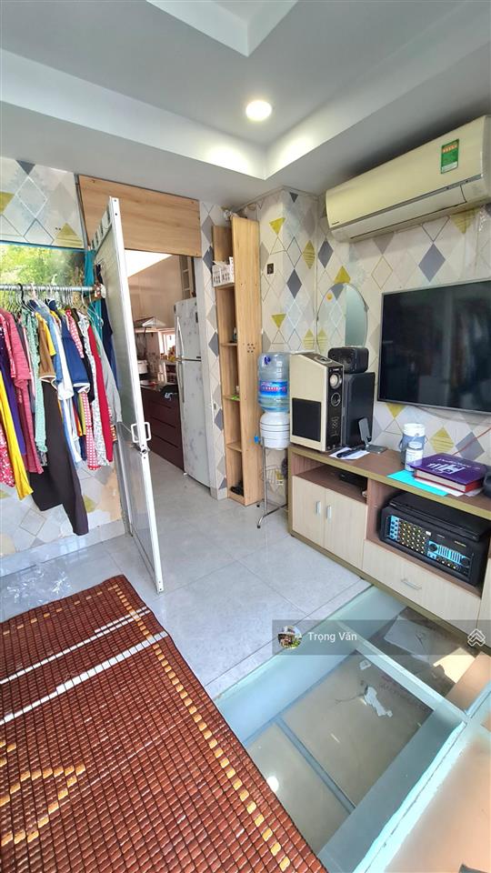 Căn góc mặt tiền tôn đản  nhà 5 tầng btct hc đủ  dt 4,8m x 8m. giá 9.7 tỷ