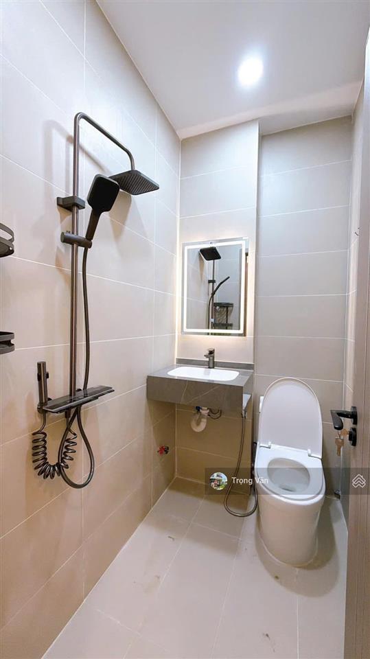 Chỉ 5,6 tỷ  khu phân lô hẻm 4m hoàng diệu giáp q1  nhà mới 4 tầng như hình