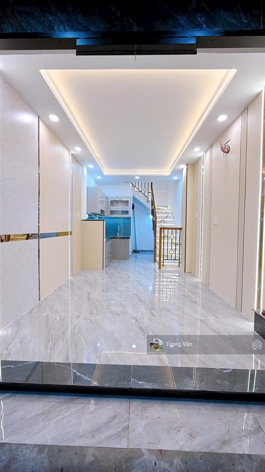 Chỉ 5,6 tỷ  khu phân lô hẻm 4m hoàng diệu giáp q1  nhà mới 4 tầng như hình