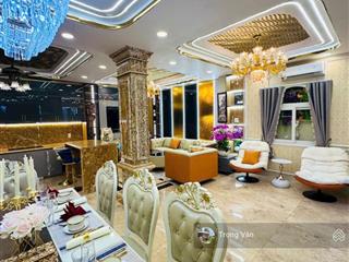 Xe hơi đỗ cửa  cạnh nhà thờ sao mai  nhà mới sổ 73,7m². chỉ 11,5 tỷ