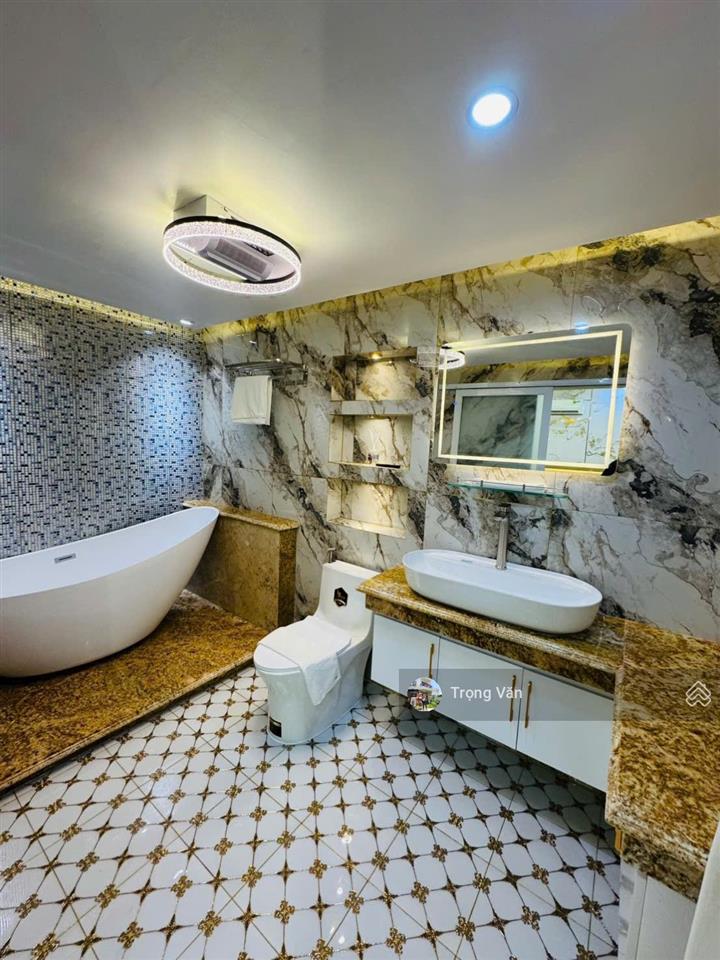 Xe hơi đỗ cửa  cạnh nhà thờ sao mai  nhà mới sổ 73,7m². chỉ 11,5 tỷ