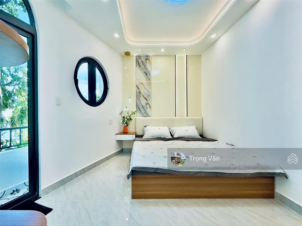 Chỉ 10,55 tỷ  mặt tiền trường sa view đẹp  nhà mới 5 tầng  ngang 4,48m