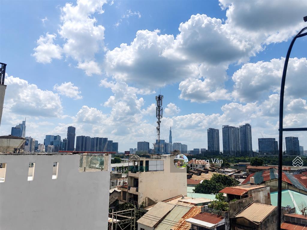 Mặt tiền nguyễn tất thành hiếm bán  nhà 6 tầng 9pn hc đủ  sổ 91,2m2 (4 x 22,88). giá 36 tỷ