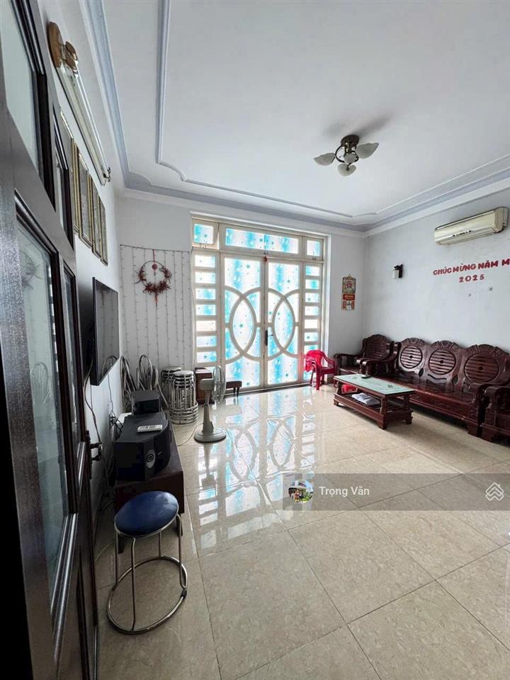 Mặt tiền khu bàu cát  115,33m² (5,05 x 23,2) không lg. giá tốt 18 tỷ