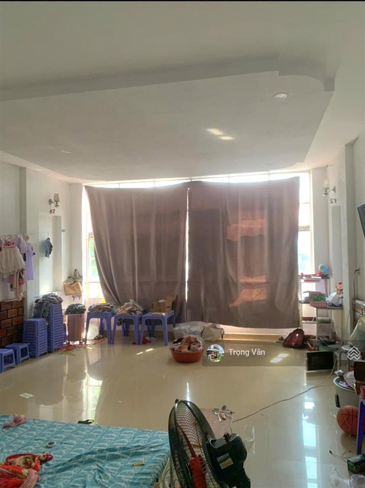 Cho thuê nhà nguyên căn mặt tiền hoàng việt  3 tầng  ngang 5,35 x 11m
