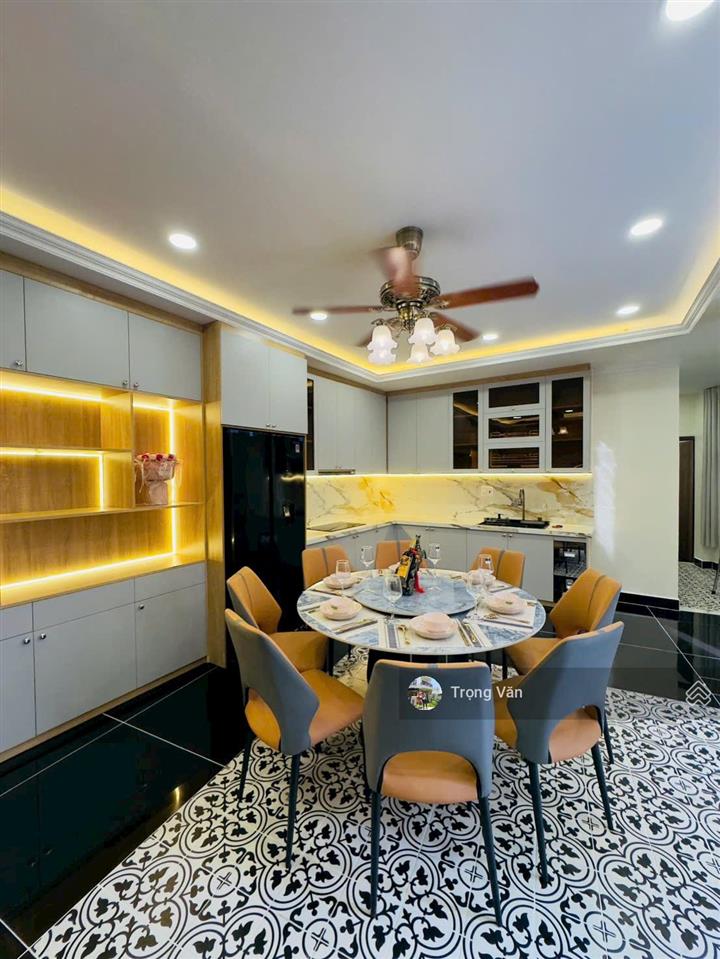 Nhà thật  giáp bắc hải q10  chỉ 6,7 tỷ  sổ hồng 72,27m² (ngang 15m)  nhà lung linh 3pn 4wc