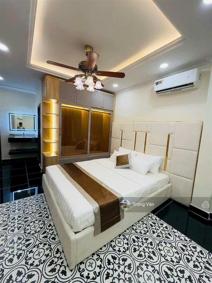Nhà thật  giáp bắc hải q10  chỉ 6,7 tỷ  sổ hồng 72,27m² (ngang 15m)  nhà lung linh 3pn 4wc