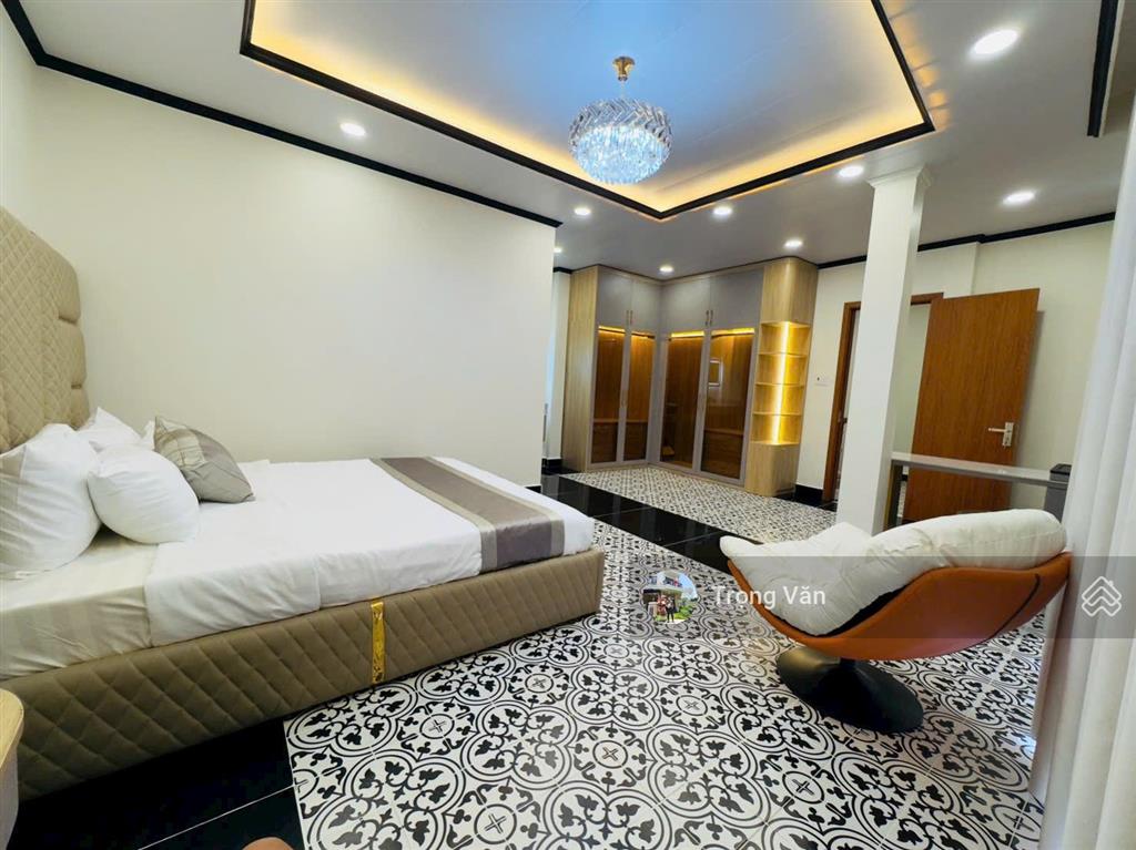 Nhà thật  giáp bắc hải q10  chỉ 6,7 tỷ  sổ hồng 72,27m² (ngang 15m)  nhà lung linh 3pn 4wc
