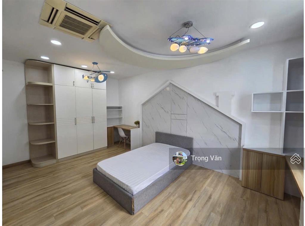 Bán biệt thự 7 x 17,5m  khu compound nine south ven sông  full nội thất. giá 17,5 tỷ