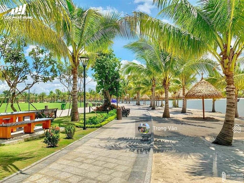 Bán nhanh nhà mặt phố manhattan khu đô thị vin q9  nhà 5 tầng + 1 tum hc đủ. giá 23 tỷ