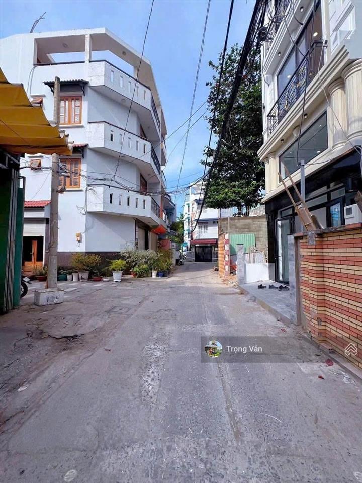 Hẻm xe hơi né, giáp quận 1  nhà mới xây 2026 từ móng  6 tầng + có thang máy. giá 11,5 tỷ
