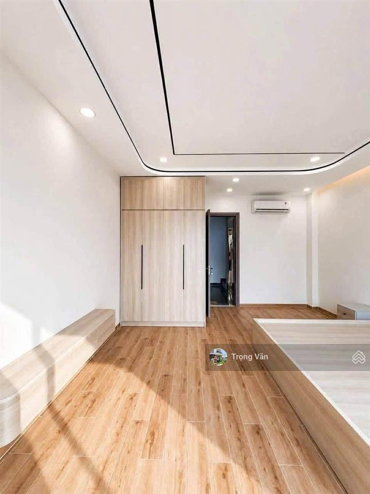 Hẻm xe hơi né, giáp quận 1  nhà mới xây 2026 từ móng  6 tầng + có thang máy. giá 11,5 tỷ
