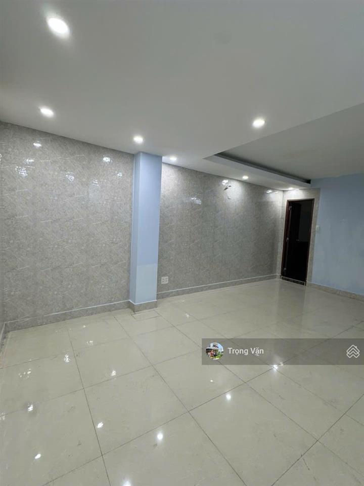 Nhà mặt tiền nguyễn thái học  8 tầng 12pn 14wc  1 năm tiền thuê tới 1,5 tỷ. giá 37 tỷ