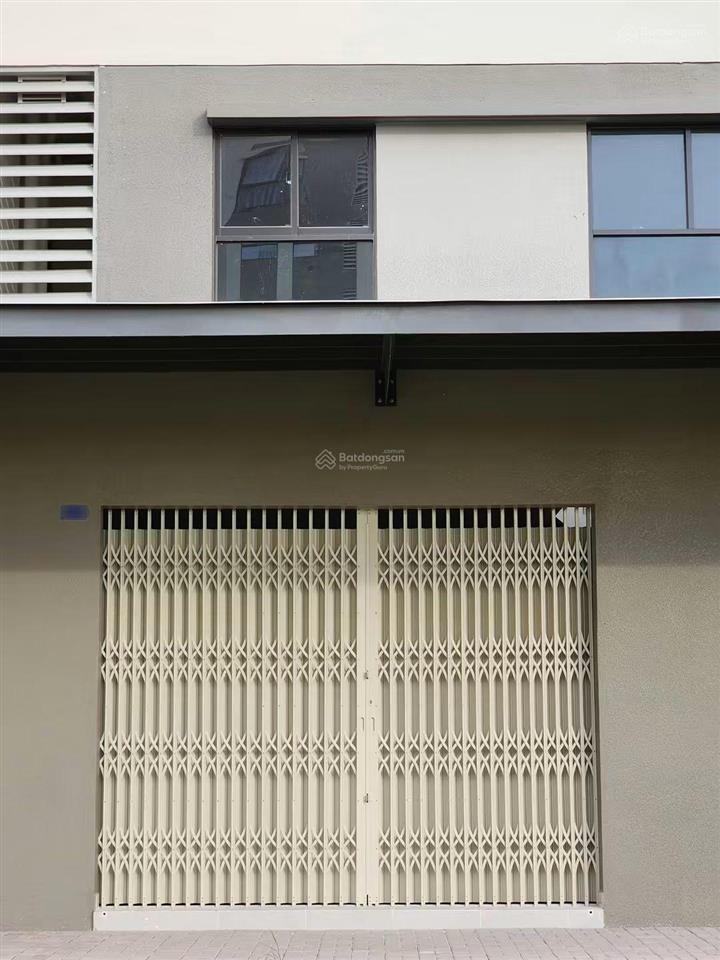Chỉ 3,8 tỷ  ngang 6,2m x 6,2m  bán tầng trệt + lầu 1 ehome southgate  sổ hồng lâu dài