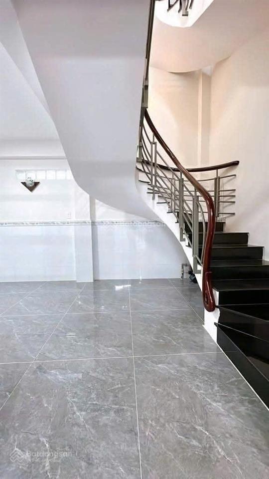 Chỉ 4,7 tỷ  nhà 5 tầng hoàn công đủ  sổ 37,7m2 (ngang 7,62m)  tôn thất thuyết