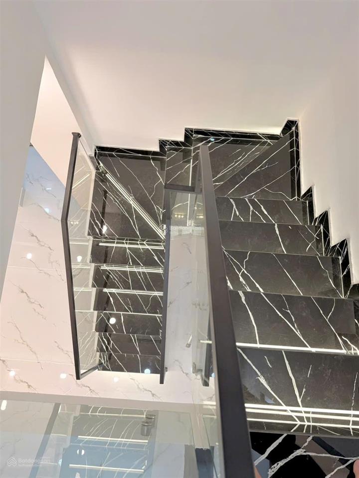 Chỉ 4,89 tỷ  dt 53 m²  đất dân cư  gần ra mt tôn đản  nhà mới 2 tầng 3pn 3wc