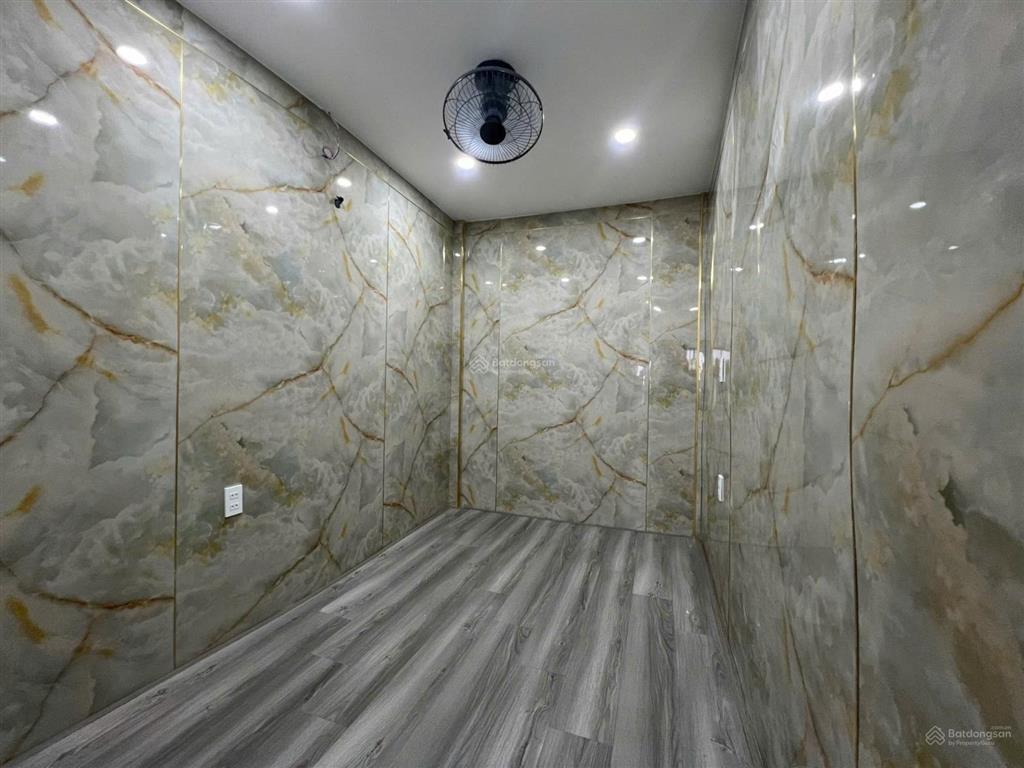 Cách mặt tiền phan đình phùng 10m  nhà mới 3pn 3wc  dt lớn 31,4m². chỉ 4,28 tỷ