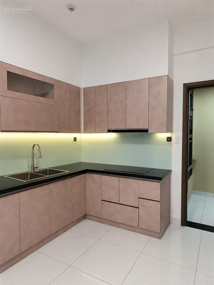 Giá tốt safira khang điền  căn góc view đẹp, thoáng  2pn 2wc + 1 ban công + 1 lô gia. nhà mới sửa