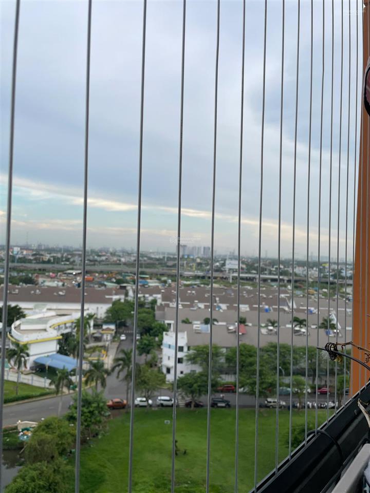 Giá tốt safira khang điền  căn góc view đẹp, thoáng  2pn 2wc + 1 ban công + 1 lô gia. nhà mới sửa