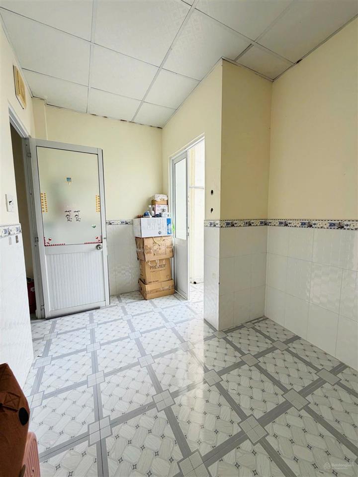 Chỉ 4 tỷ 970  sổ 41,9m² không qh  nhà 4 tầng hc đủ  5pn 6wc