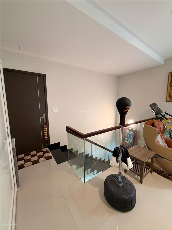 Foreigner quota hiếm  duplex penthouse 162,2m2  lucky palace novaland. giá tốt 10,5 tỷ