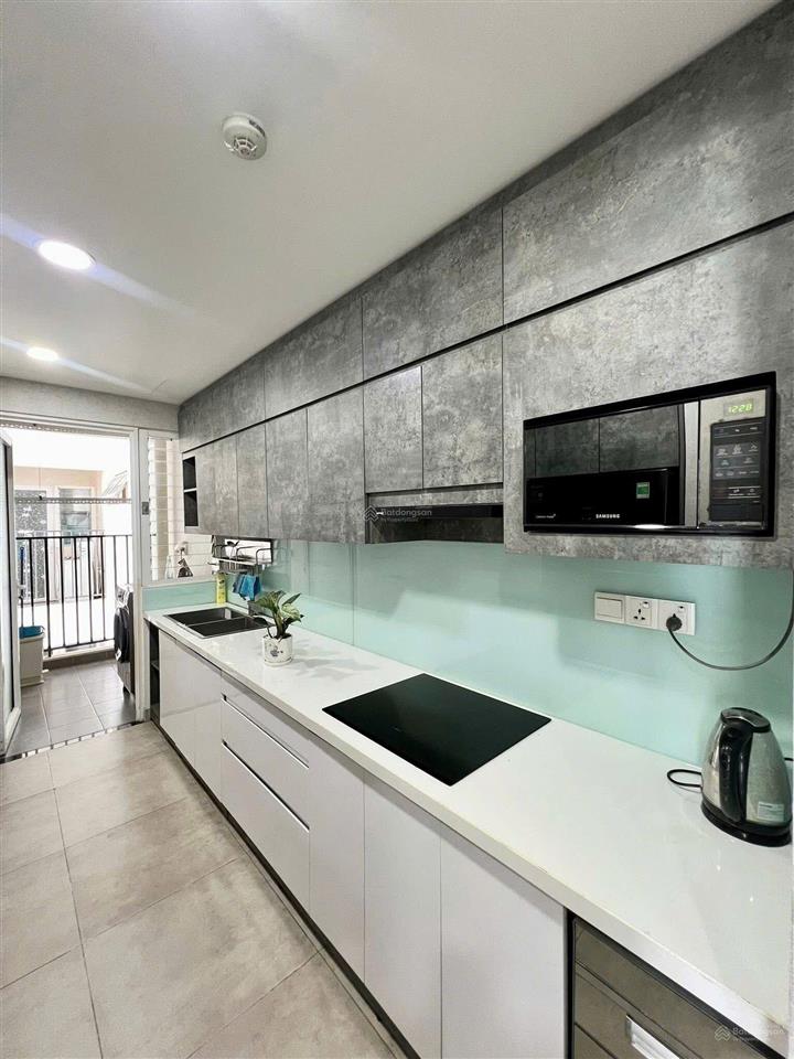Vista verde 2pn 82m full nội thất giá thuê chỉ 22 triệu/tháng