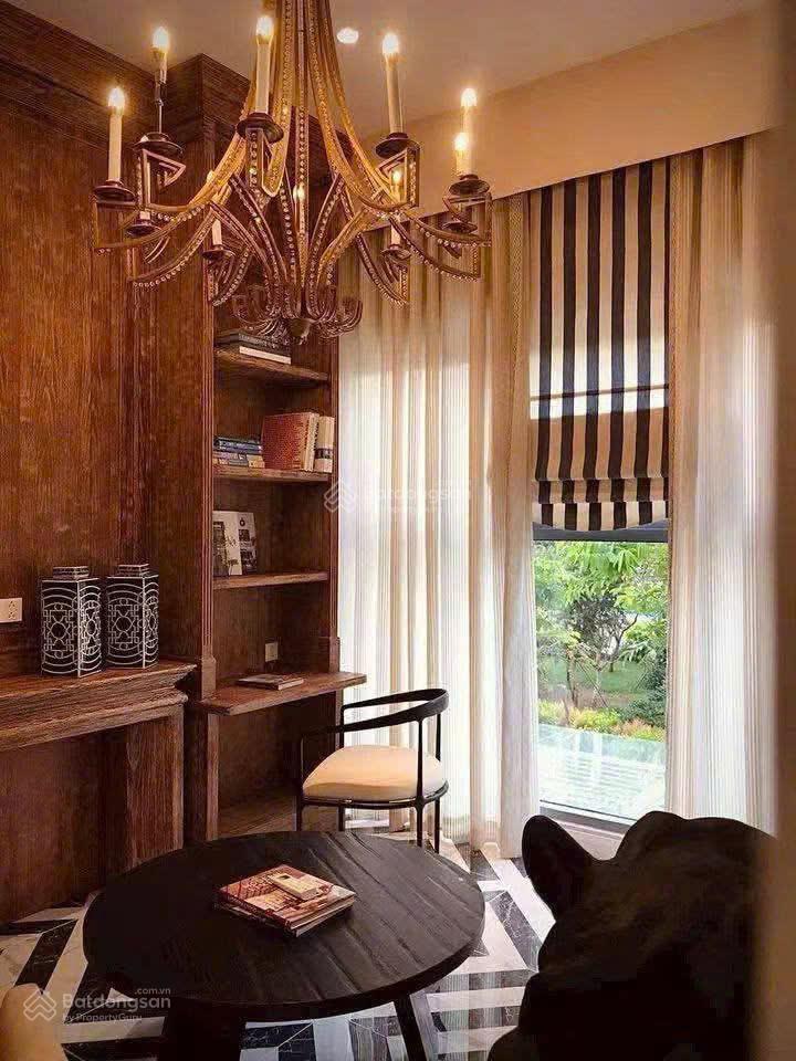 Cho thuê đảo kim cương 3pn với diện tích 183m2 và khoảng sân vườn riêng 100m2 giá 100tr